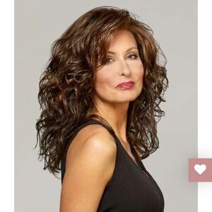 Mane attraction Hollywood wig